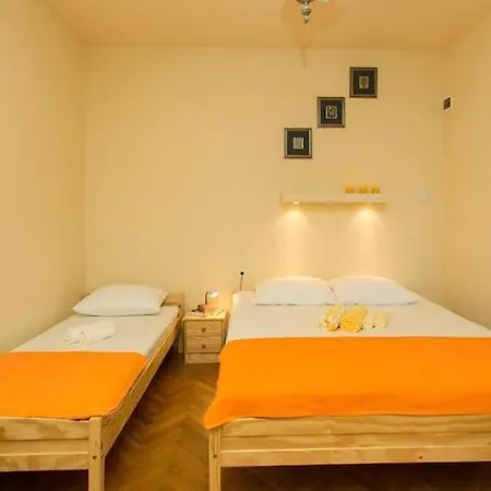 Iveta- Triple Ground Floor - Martina * دوبروفينك